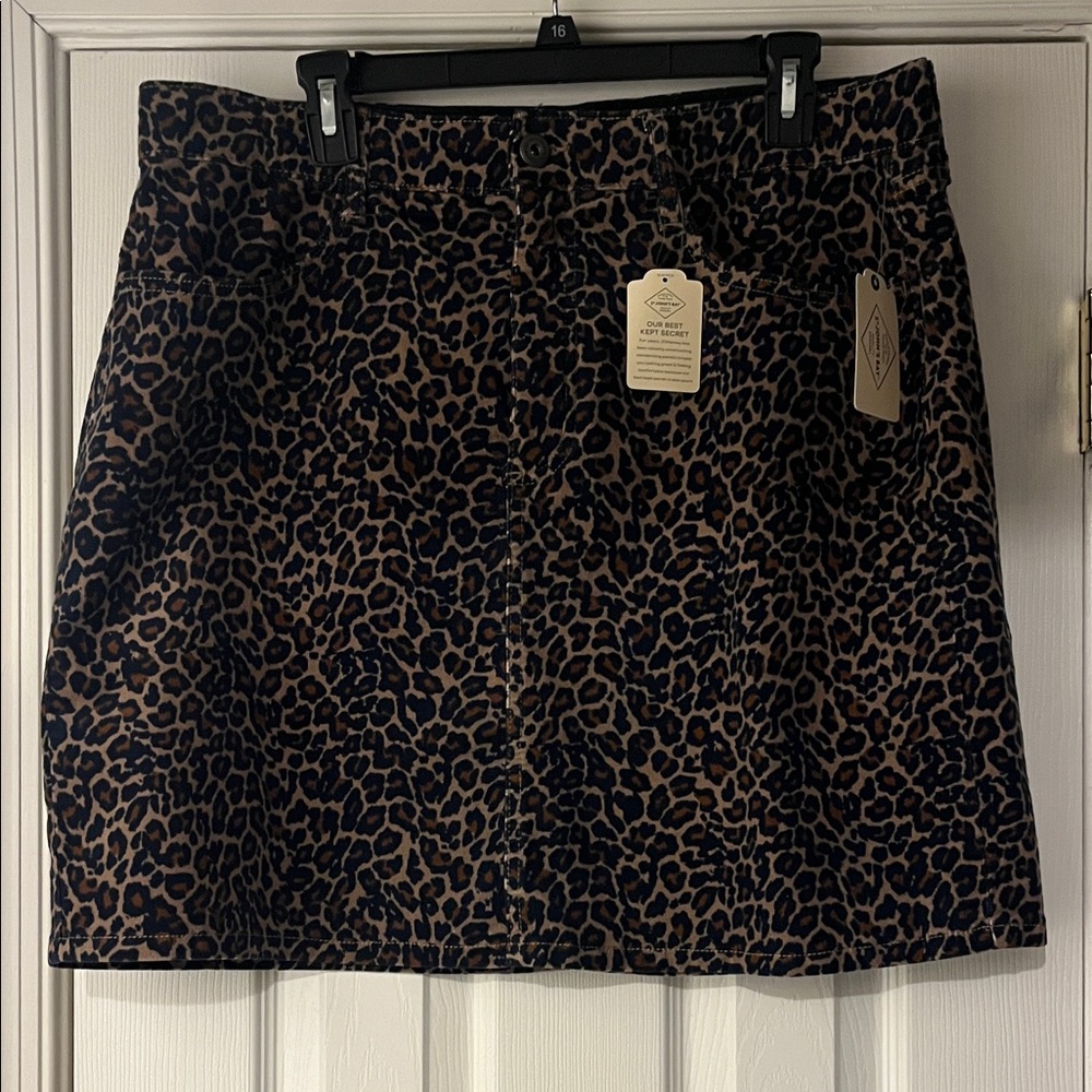 NWT Leopard Print Women's Skirt